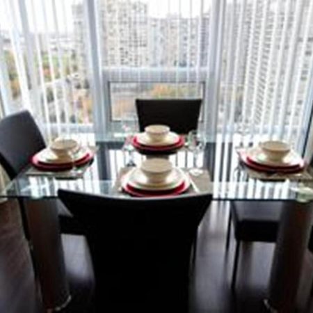 Urban Furnished Suites - ミシサガ エクステリア 写真