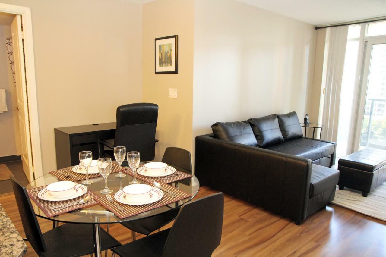 Urban Furnished Suites - ミシサガ エクステリア 写真