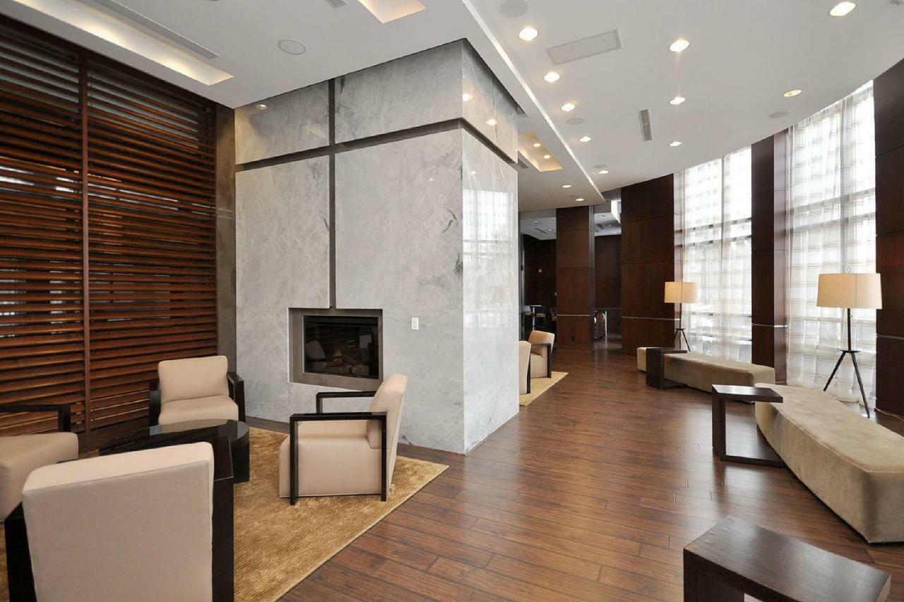 Urban Furnished Suites - ミシサガ エクステリア 写真